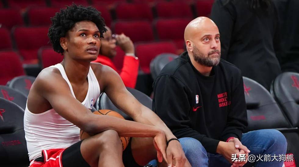 关于今晨休斯敦火箭门线救险——全明星赛节点到来，底气十足，阵容厚度经受考验的信息